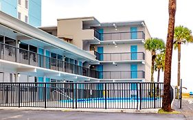 Aventura On The Ocean